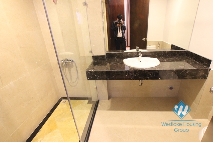 Nice 3 bedroom apartment for lease on Dang Thai Mai, Tay Ho, Ha Noi